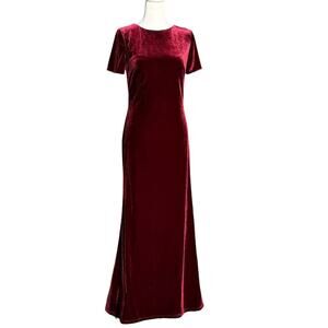 EUC Revelry Maxi Dress Burgundy Velvet Size 6 Cut Out Back Like New